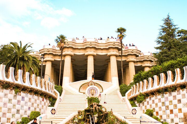 Park Guell and Sagrada Familia Tour with Skip the Line Tickets, photo 3