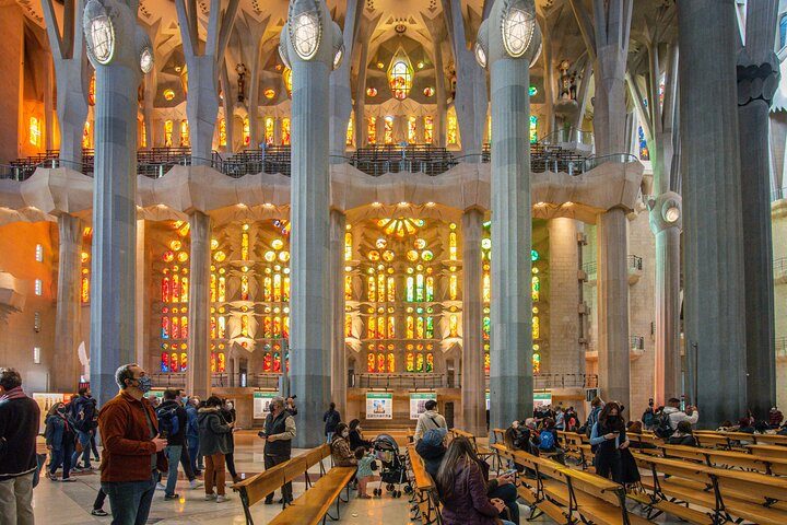 Sagrada Familia Small Group Guided Tour with Skip the Line Ticket, photo 2