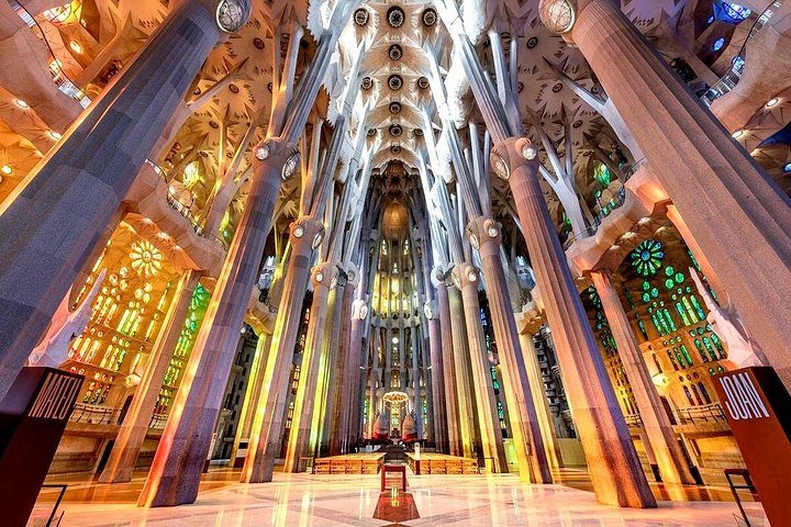 Sagrada Familia: Small Group Tour, hotel pick-up with Fast-Track, photo 2