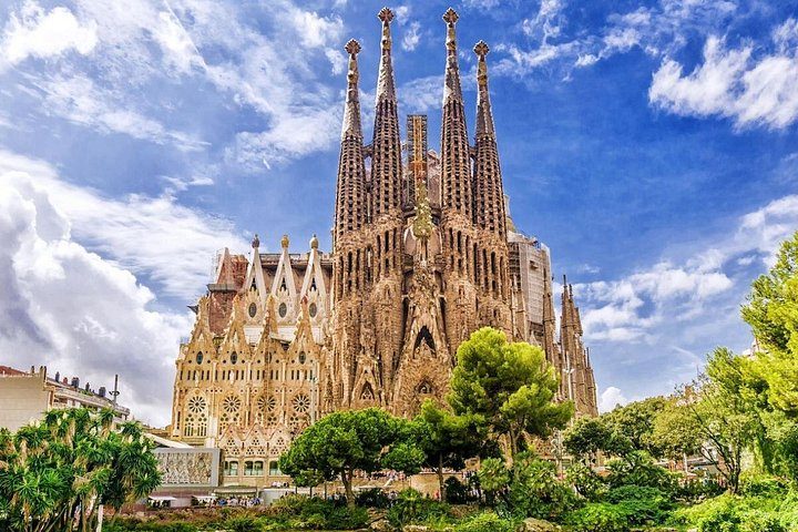 Sagrada Familia: Small Group Tour, hotel pick-up with Fast-Track, photo 3