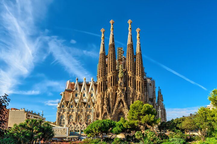 Sagrada Familia Guided Tour with Skip The Line Access, photo 2