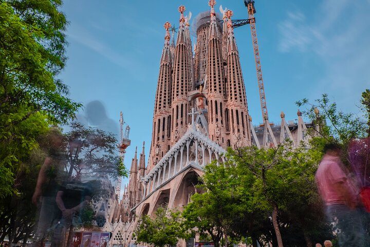 Photo Walking Tour Sagrada Familia and Gaudí in Barcelona, photo 2