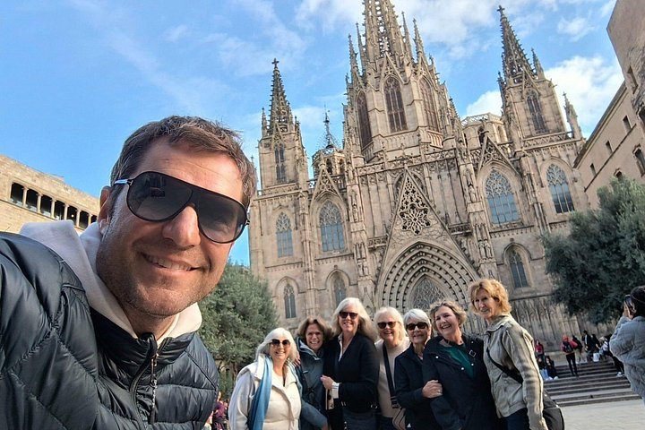Sagrada Familia and Old Town Private Tour with Hotel Pick-up, photo 3