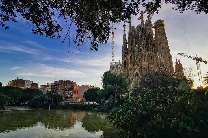 Private Barcelona and Sagrada Familia Tour with Hotel Pick-up, photo 3